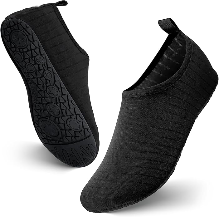 Swimming shoes